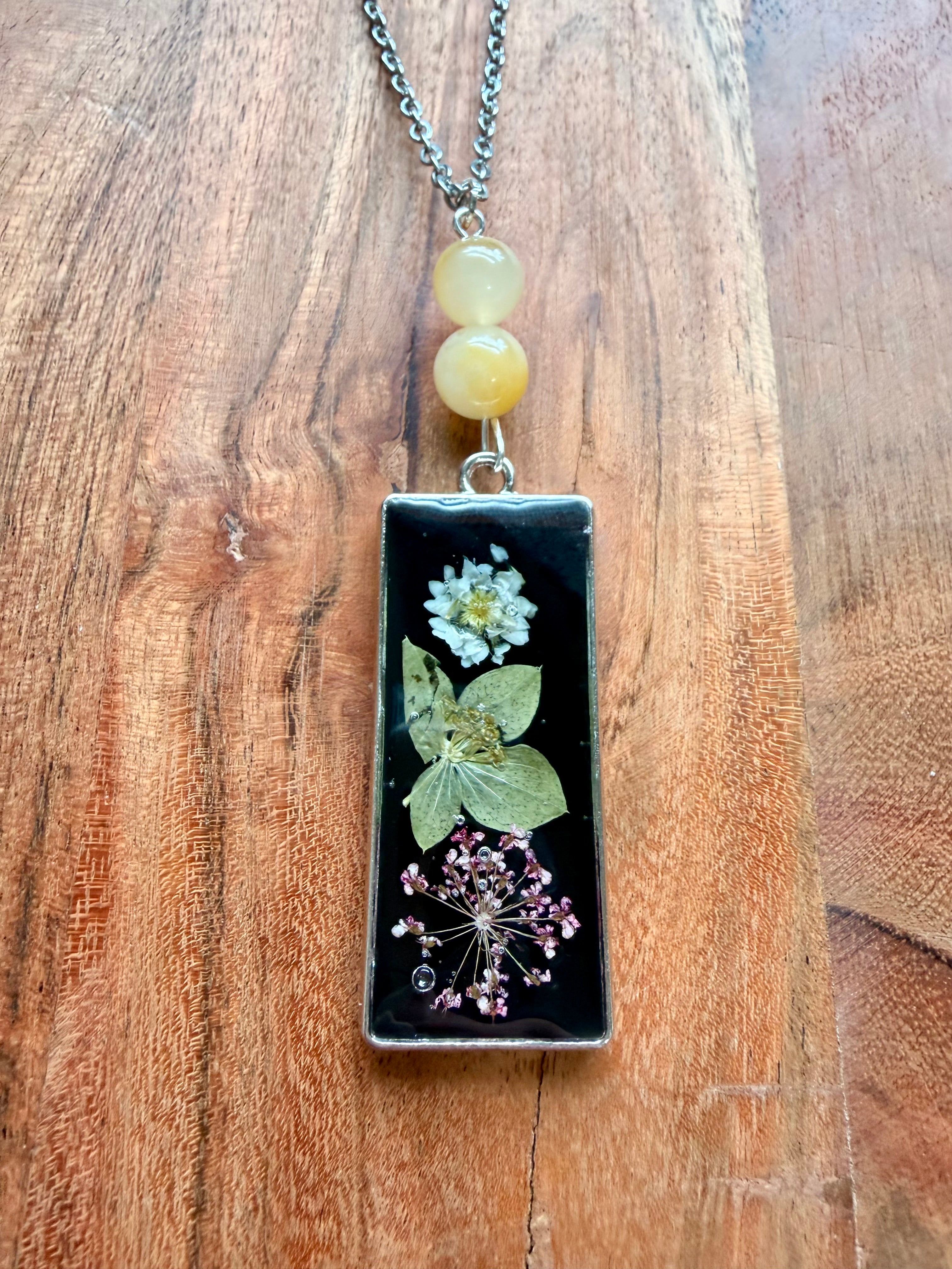 Yellow Jade Botanical Necklace – Silver Chain
